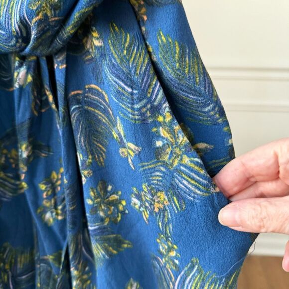 Free People Hot Tropics Blue Floral Wide Leg Capri Jumpsuit Front Tie $128 0 - Picture 5 of 9